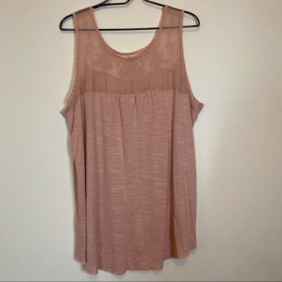 ✨maurices pink mesh detailed top✨ - Picture 2 of 4